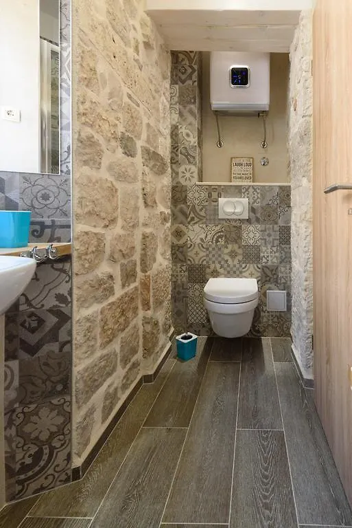 Apartments Kaja Trogir 0*,